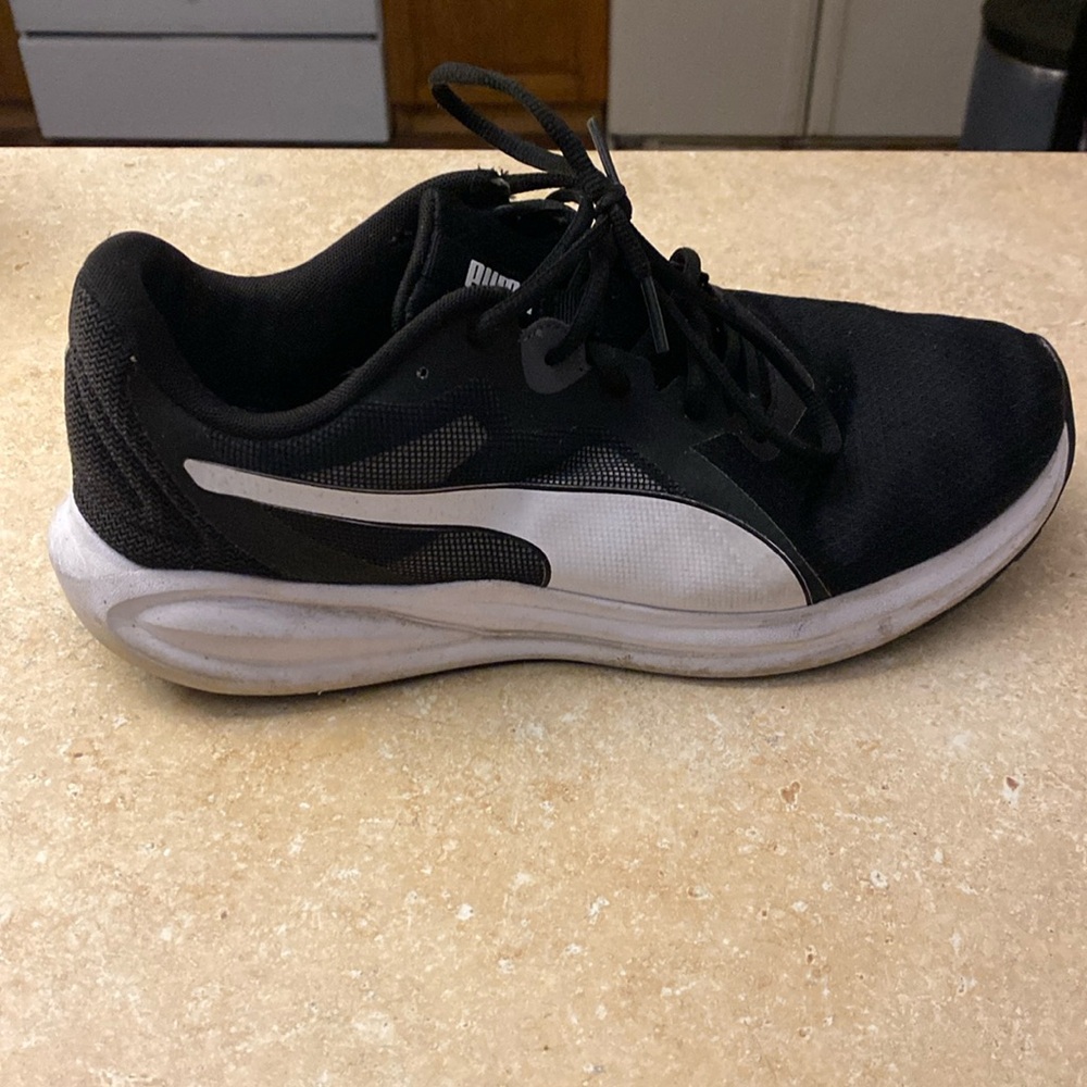 Puma Men’s twitch runner wide shoes